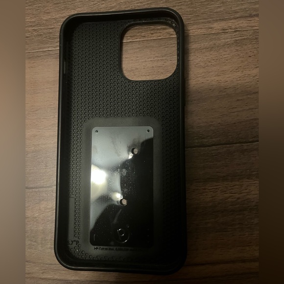 iPhone 13 Pro Max black leopard loopy case - Picture 2 of 3